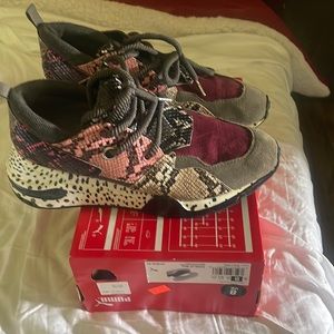 Steve Madden Sneakers